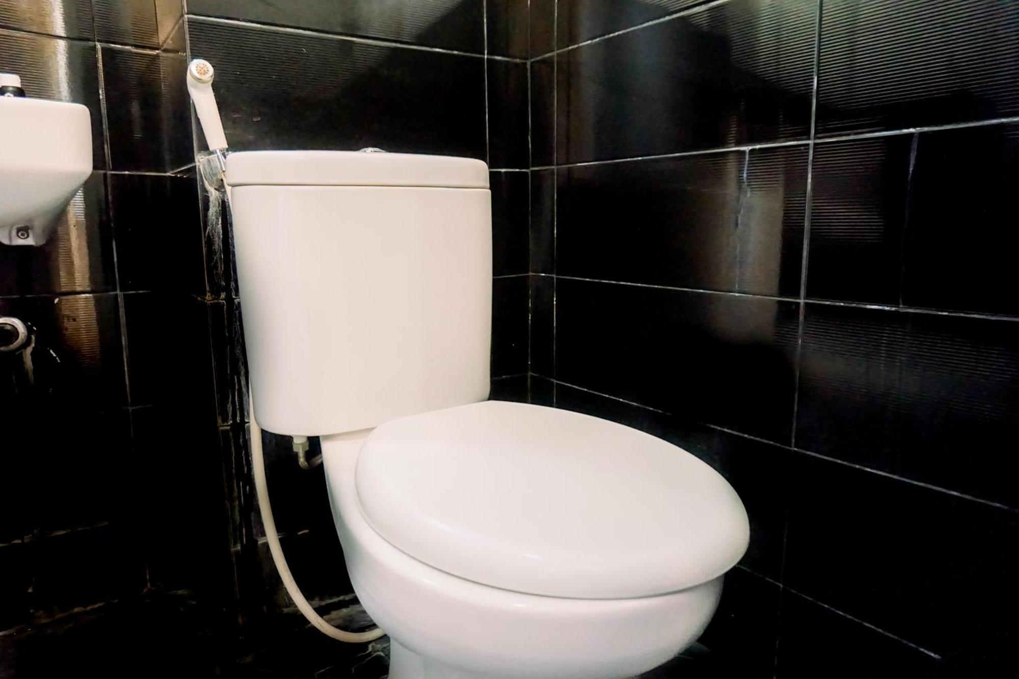 Apartemen Comfy And Modern At Kebagusan By Travelio