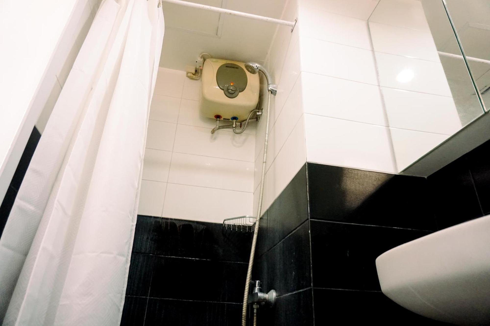 Comfy And Modern At Kebagusan By Travelio Apartemen Jakarta