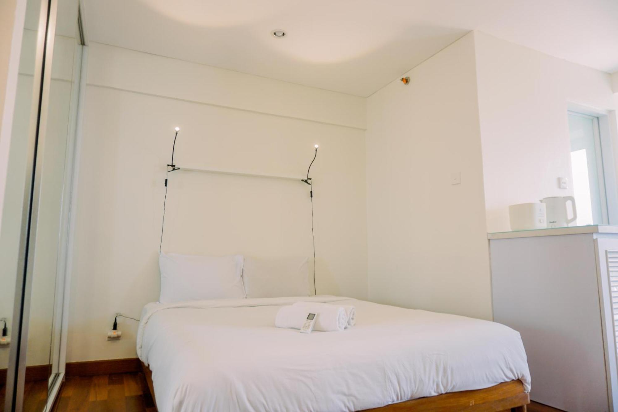 Comfy And Modern At Kebagusan By Travelio *